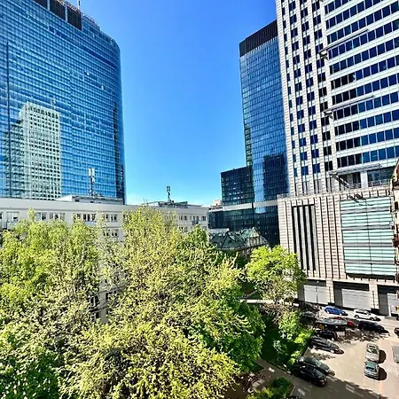 Neon 2 - Fast Wifi 70'tv Netflix Hbo Max Appletv+ Apartmán Varšava