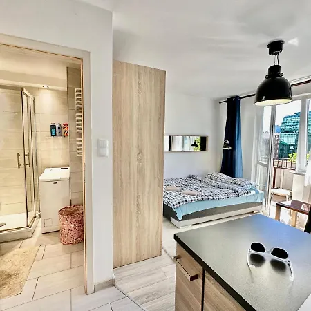 Neon 2 - Fast Wifi 70'tv Netflix Hbo Max Appletv+ ורשה